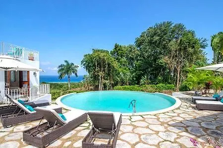 Hospitalityexpert Cosy 3 Bedroom Villa & Cottage, Pool, Beach Access, Sleeps 16 Бухта Монтего
