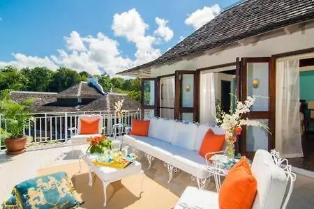 Hospitalityexpert Cosy 3 Bedroom Villa & Cottage, Pool, Beach Access, Sleeps 16 Бухта Монтего